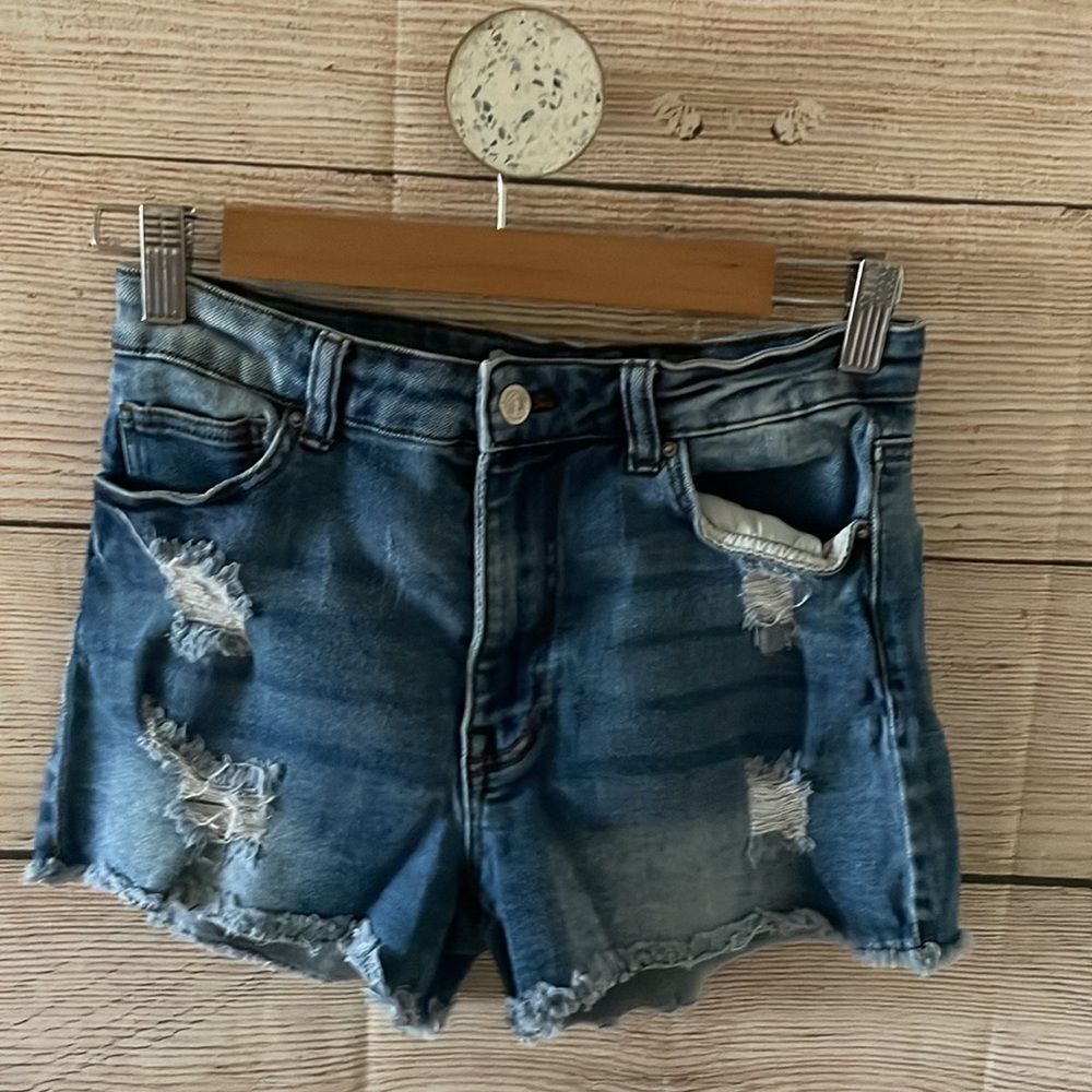 Wax Jean Collection Denim Distressed Jean Shorts Large